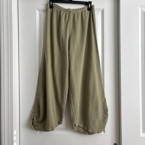 Cut Loose Women’s Ruched Cotton Crepe Pucker Pull On Cropped Pants Green S - Picture 2 of 12